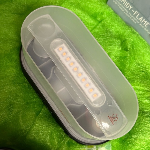 Aromatherapy Humidifier and Diffuser with flame light effect - Picture 8 of 12